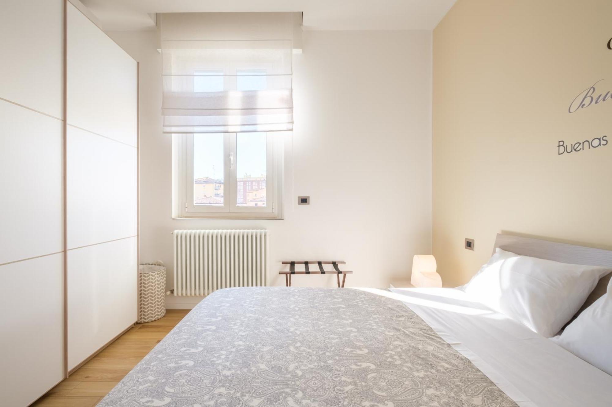 Scandellari Apartments - Stylish Stay For Two Guests Bologna Ngoại thất bức ảnh