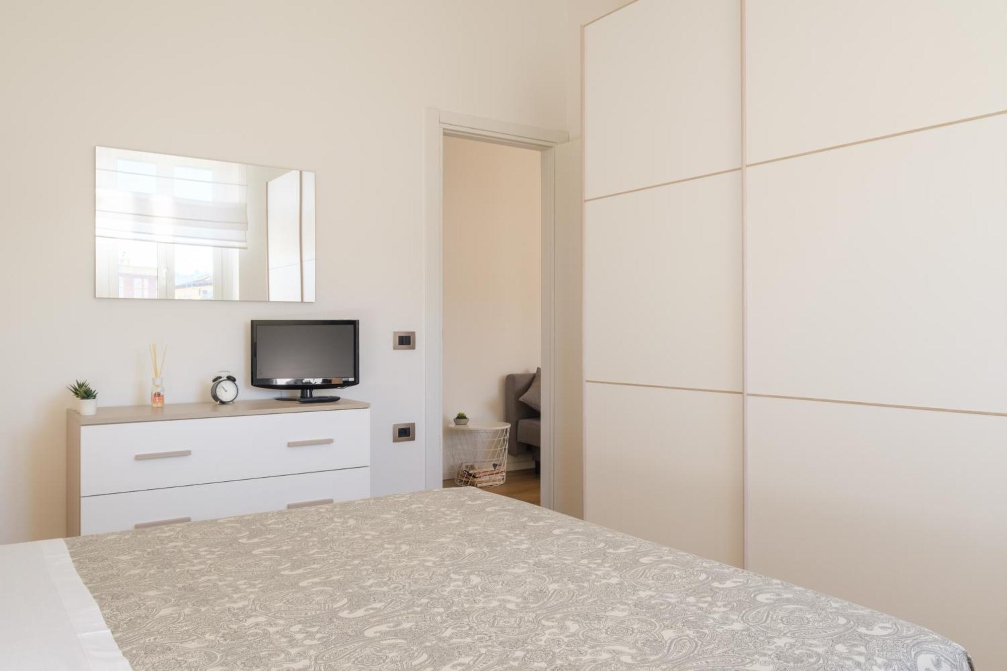 Scandellari Apartments - Stylish Stay For Two Guests Bologna Ngoại thất bức ảnh