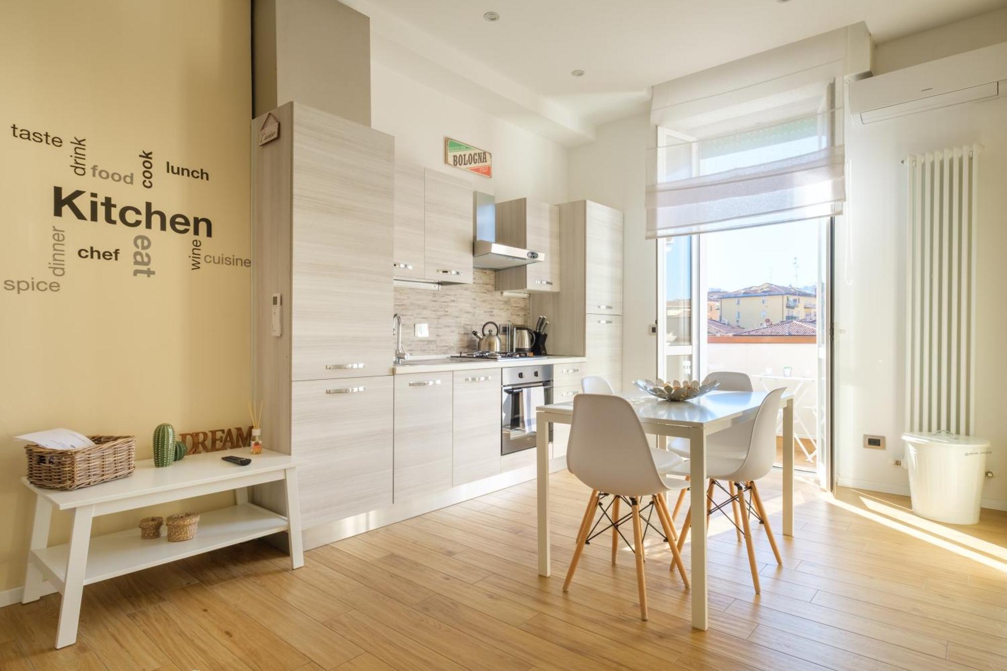 Scandellari Apartments - Stylish Stay For Two Guests Bologna Ngoại thất bức ảnh